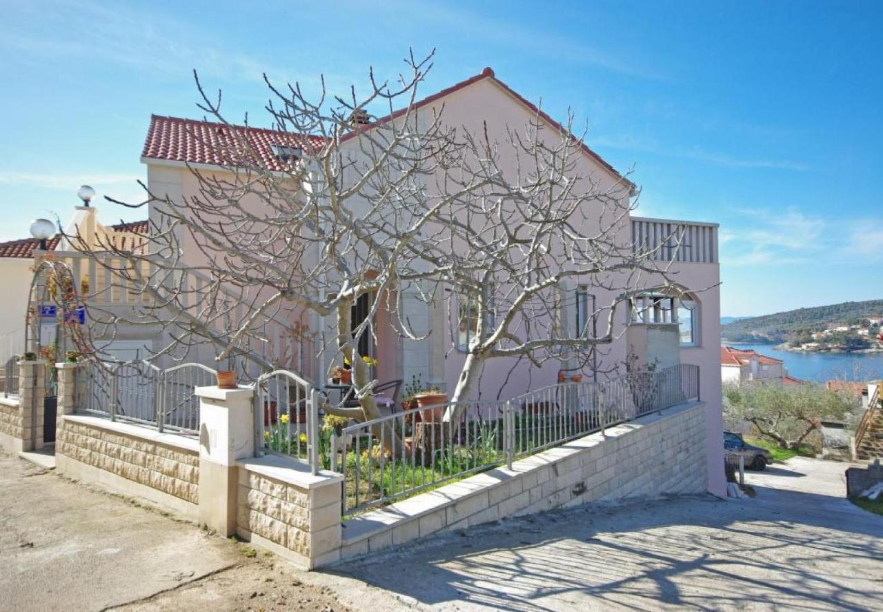 Apartments Villa Rose Сумартин Экстерьер фото